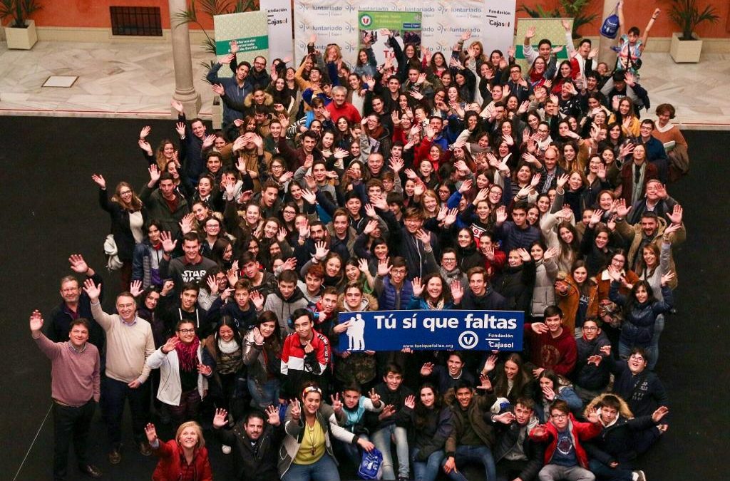 Foto de familia de la jornada 'Tú sí que faltas' 2019 en la Fundación Cajasol