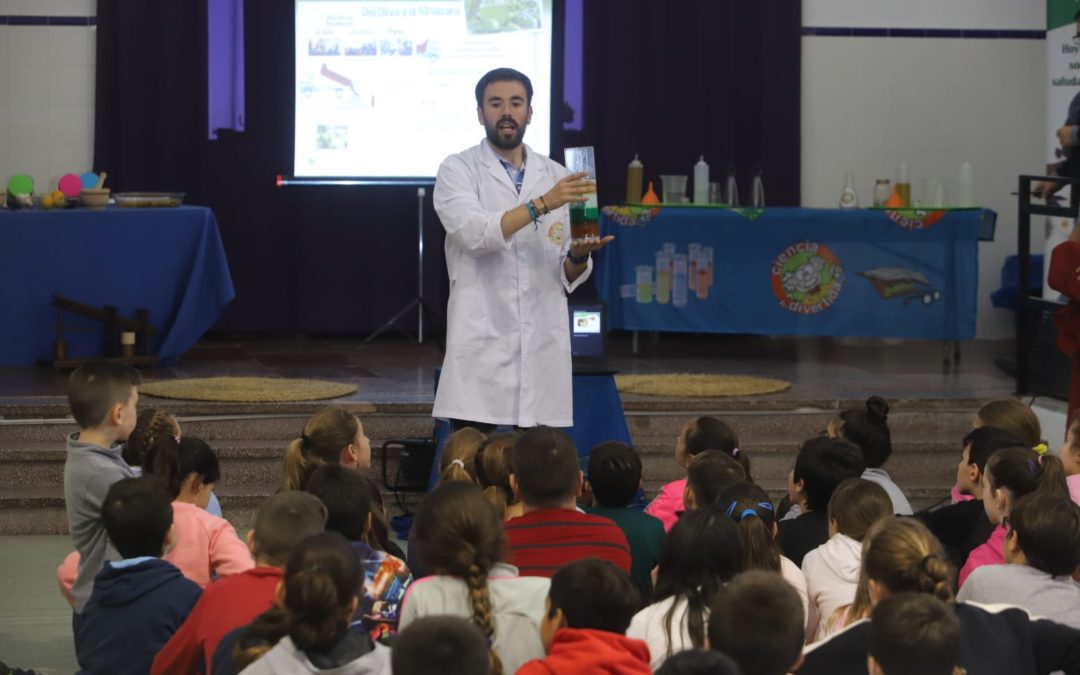 Más de 1.300 escolares andaluces adquirieron hábitos de alimentación saludable con Nutrióleo en 2018