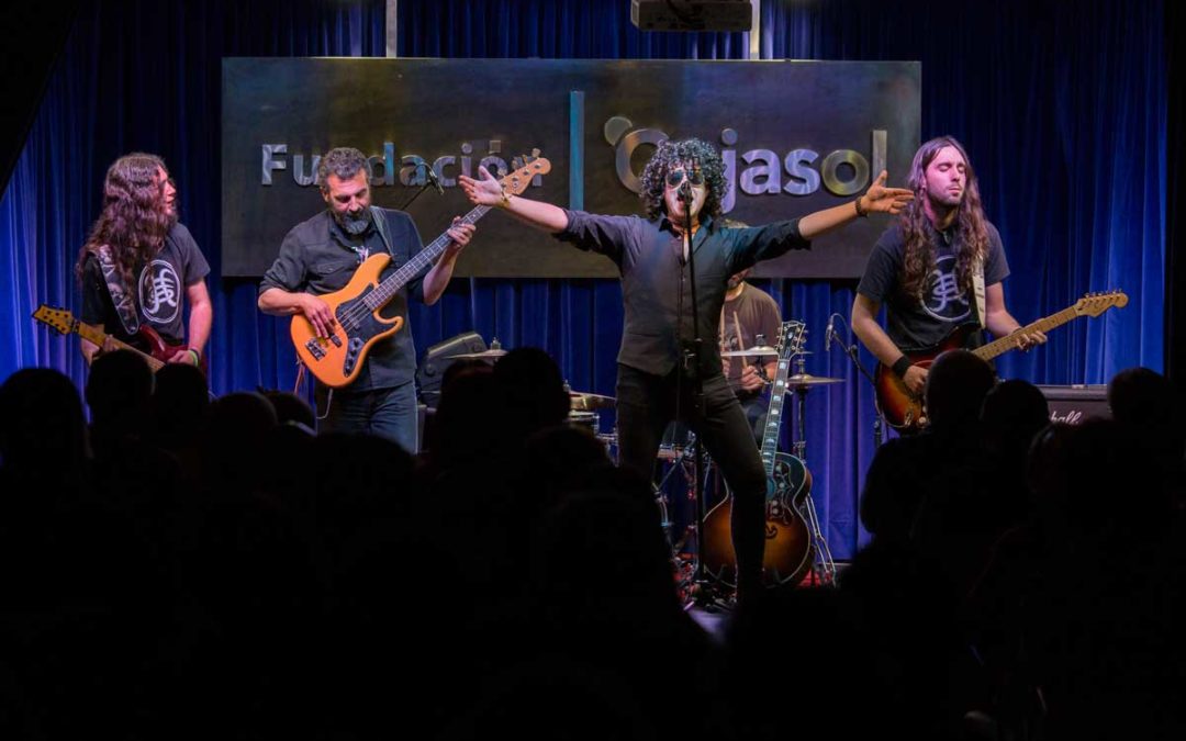 Tributo a Héroes del Silencio en los Jueves en la Cuarta de la Fundación Cajasol en Hueva