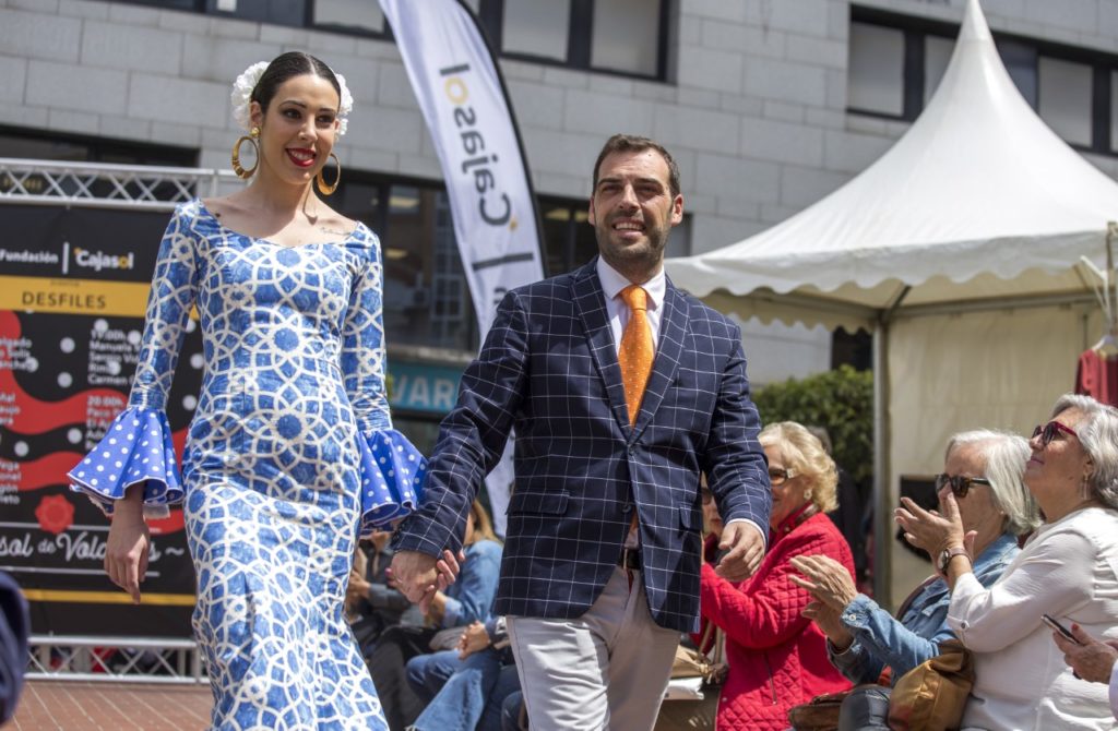 Desfiles de Moda Flamenca en Cajasol de Volantes 2019 en Huelva