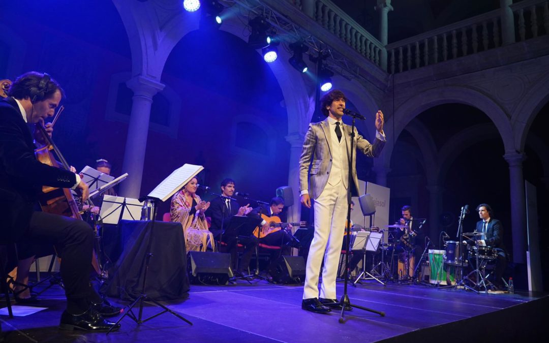 Manuel Lombo presenta ‘Rocío, cien por cien’ en Sevilla y Huelva