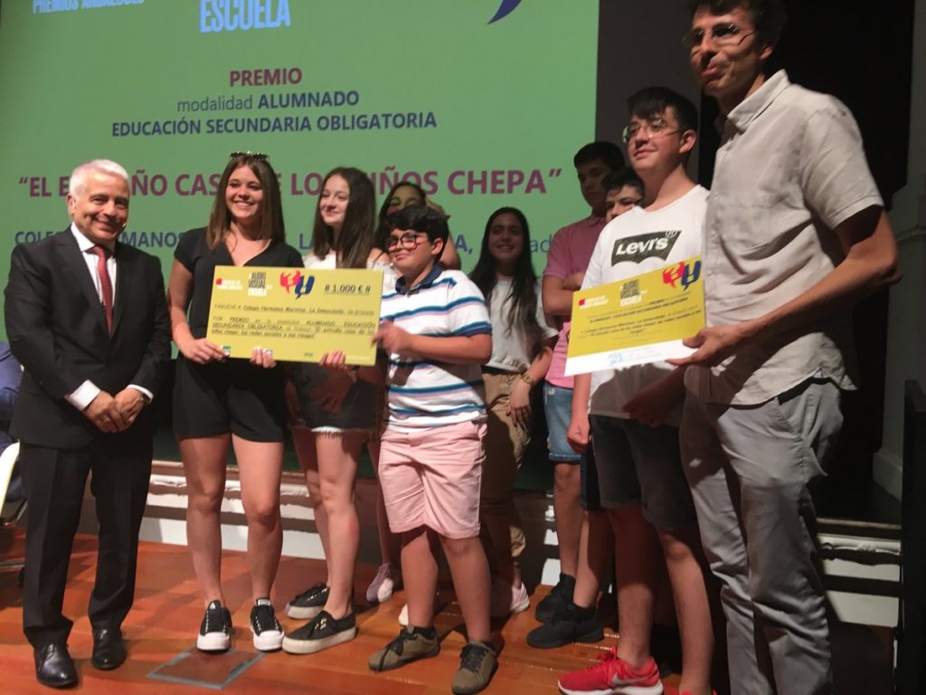 Premio para el colegio Maristas Granada en los Premios El Audiovisual en la Escuela