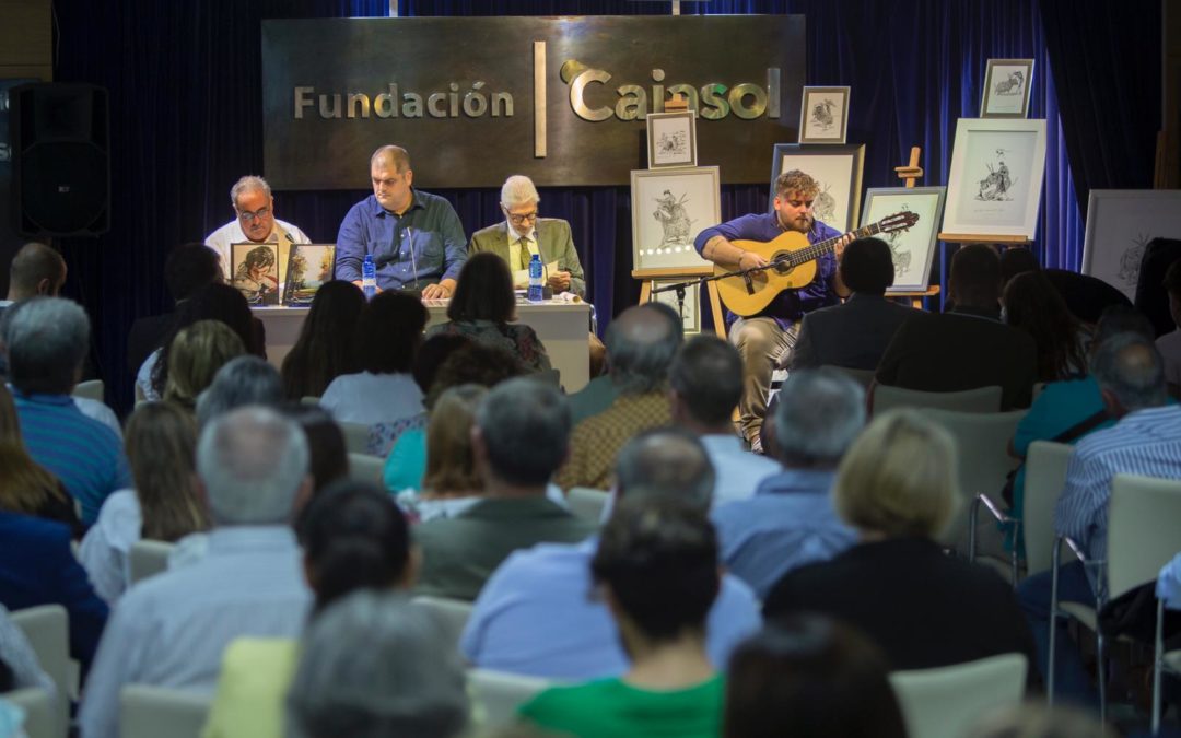 Presentación de los libros taurinos de Miguel Ángel Sáenz de Sicilia en la sede de la Fundación Cajasol en Huelva