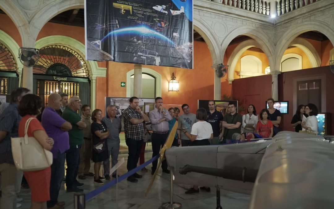 Gran ambiente cultural en la Fundación Cajasol durante la Noche en Blanco Sevilla 2019