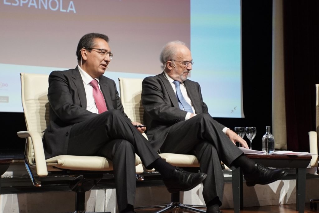 Antonio Pulido, presidente de la Fundación Cajasol, en la presentación del XVI Congreso de ASALE en Sevilla