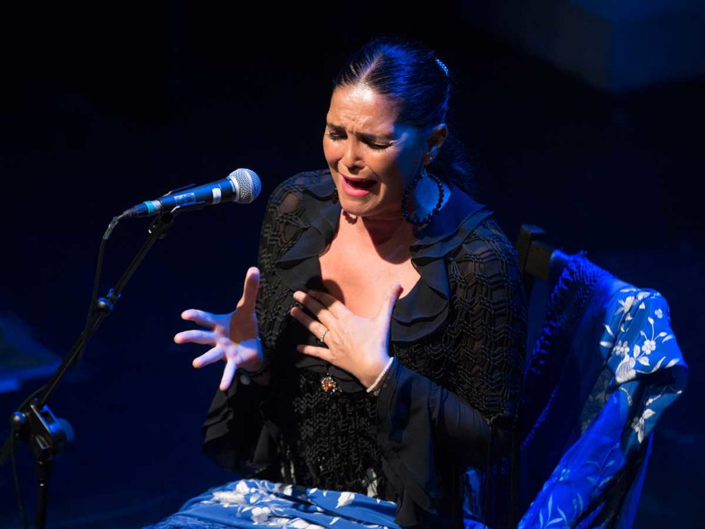 Sonia Miranda, en los Jueves Flamencos de la Fundación Cajasol en Sevilla