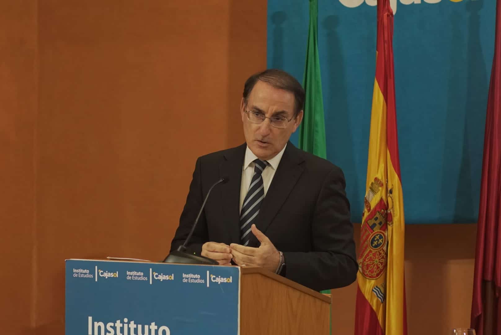 Javier González de Lara, en la inauguración del curso 2019-2020 del Instituto de Estudios Cajasol