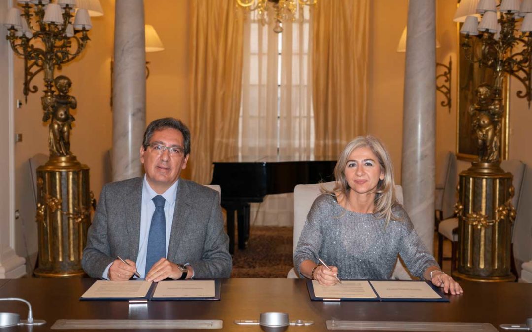 Antonio Pulido, presidente de la Fundación Cajasol, y Patricia del Pozo, consejera de Cultura de la Junta de Andalucía