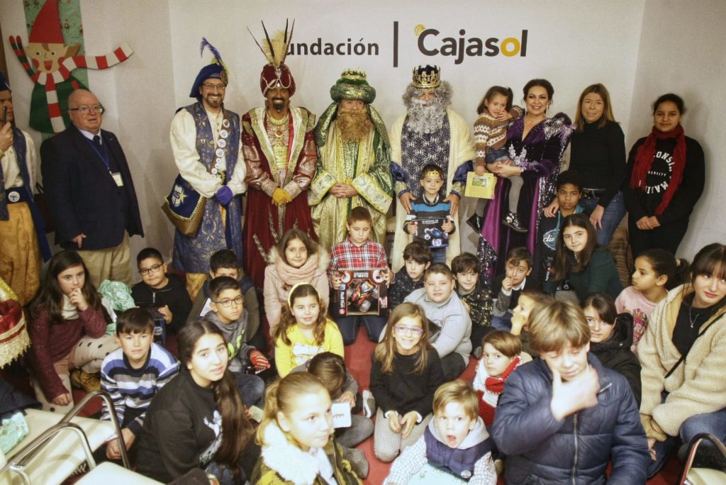 Visita de los Reyes Magos 2020 a la sede de la Fundación Cajasol en Cádiz