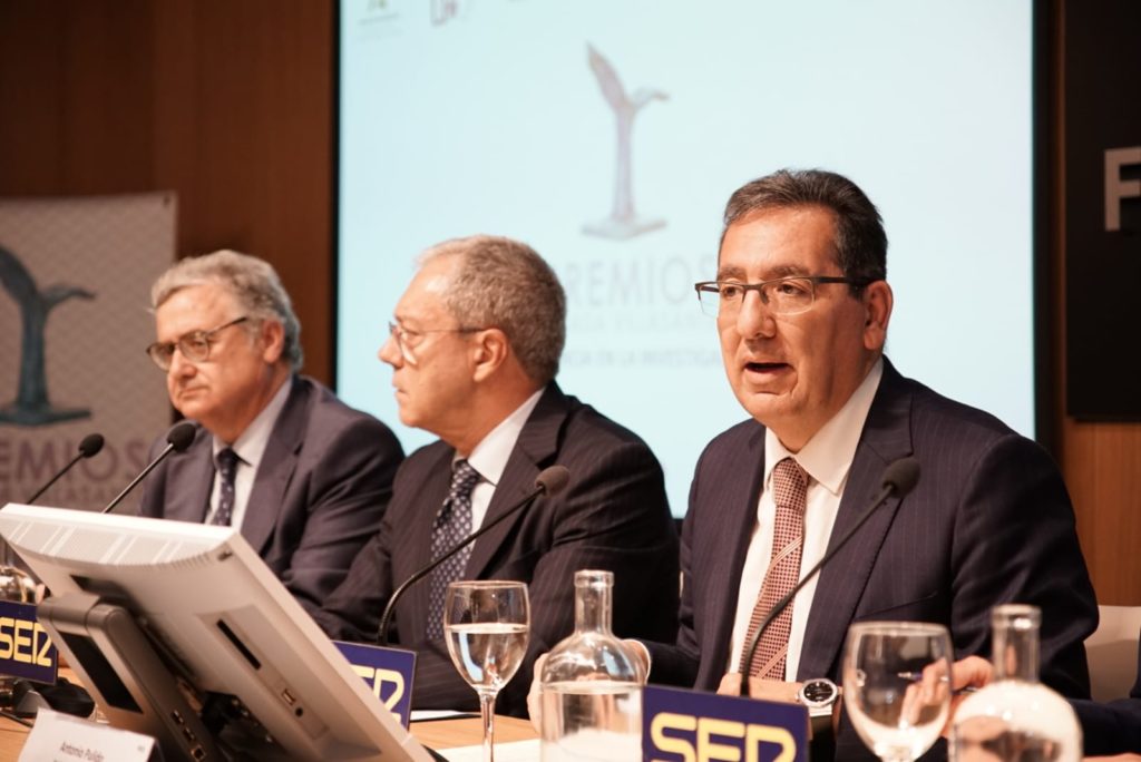 Antonio Pulido, en el acto de entrega de los VII Premios Losada Villasante en la Fundación Cajasol