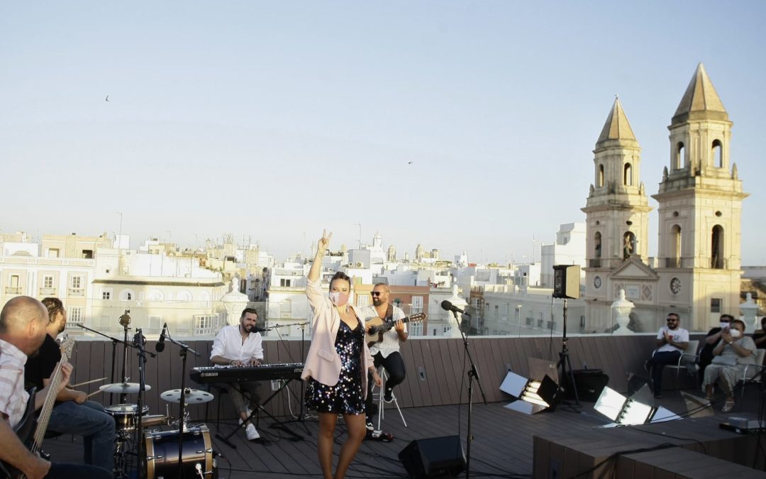Concierto de Nina Alemania en el ciclo 'Noches en la Azotea' de la Fundación Cajasol en Cádiz