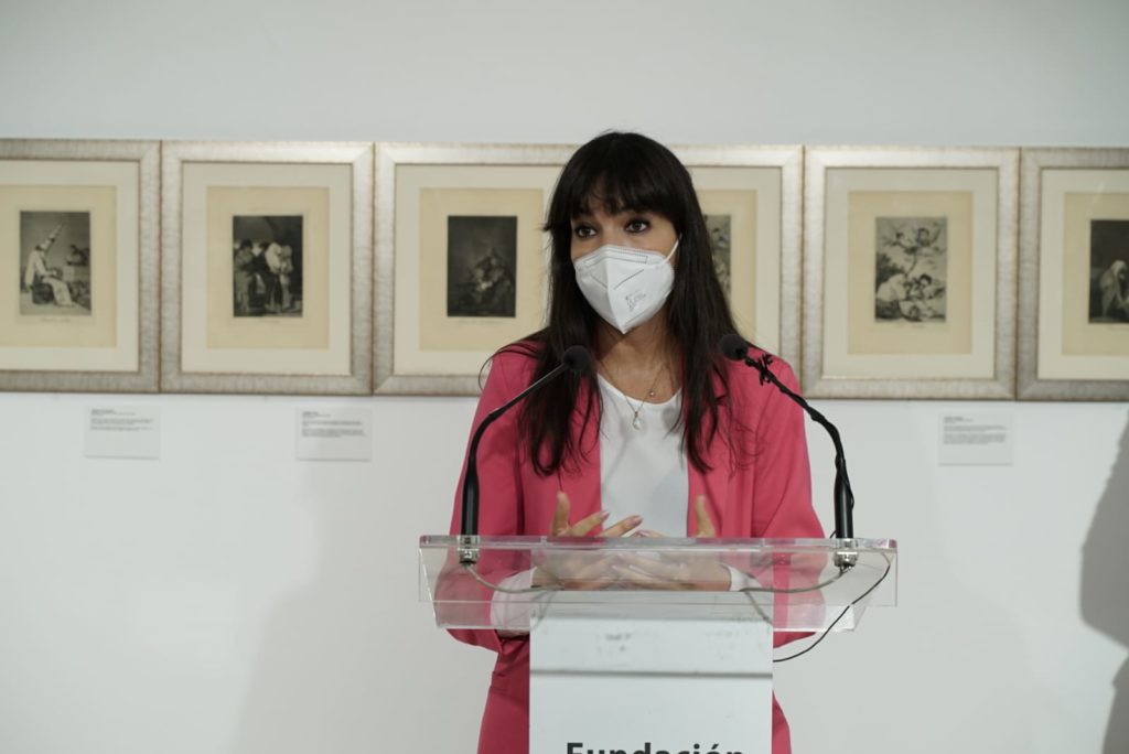 María Toral, comisaria de la exposición 'Las mujeres de Goya', en la Fundación Cajasol
