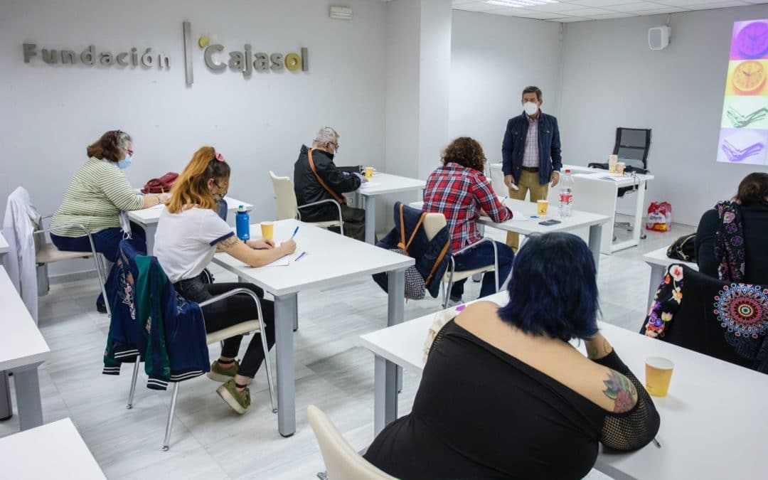 El Aula de Salud de la Fundación Cajasol en Huelva pone su foco en la salud mental