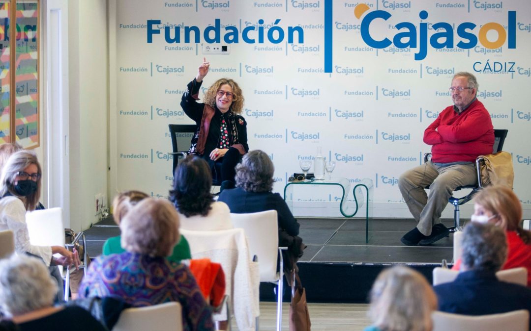 Teresa Torres analizan su exposición ‘Poderío’ en Cádiz