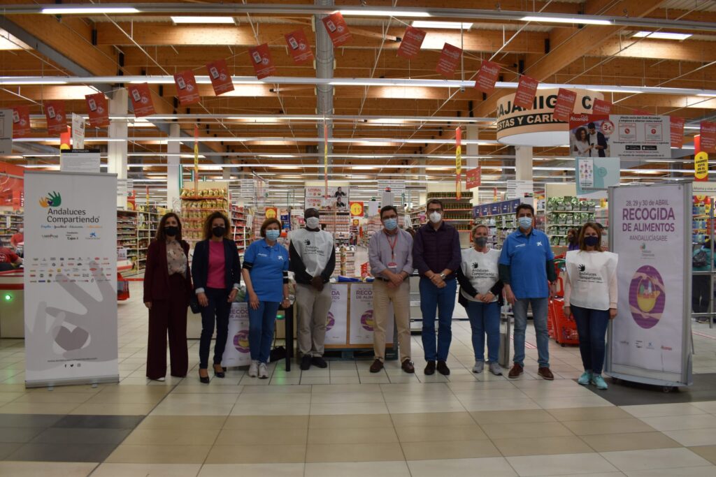 Andaluces Compartiendo recoge 15.000 kilos de alimentos junto a Alcampo