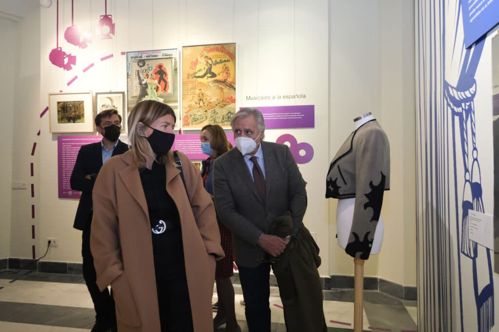 La Fundación Cajasol colabora en la exposición Antonio el Bailarín en Jerez