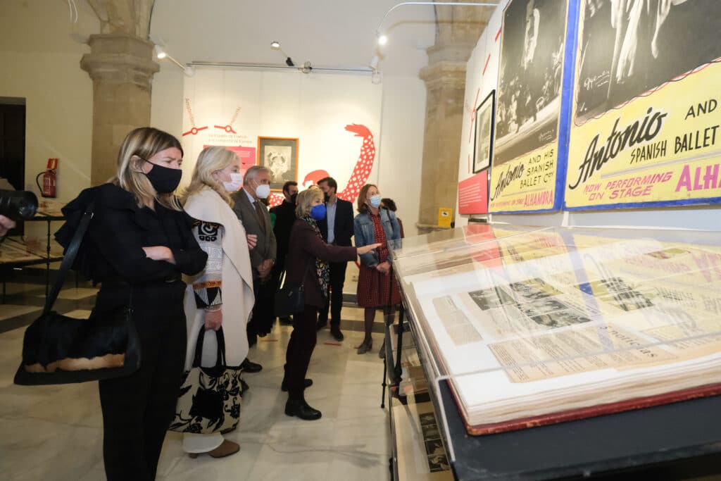 La Fundación Cajasol colabora en la exposición Antonio el Bailarín en Jerez