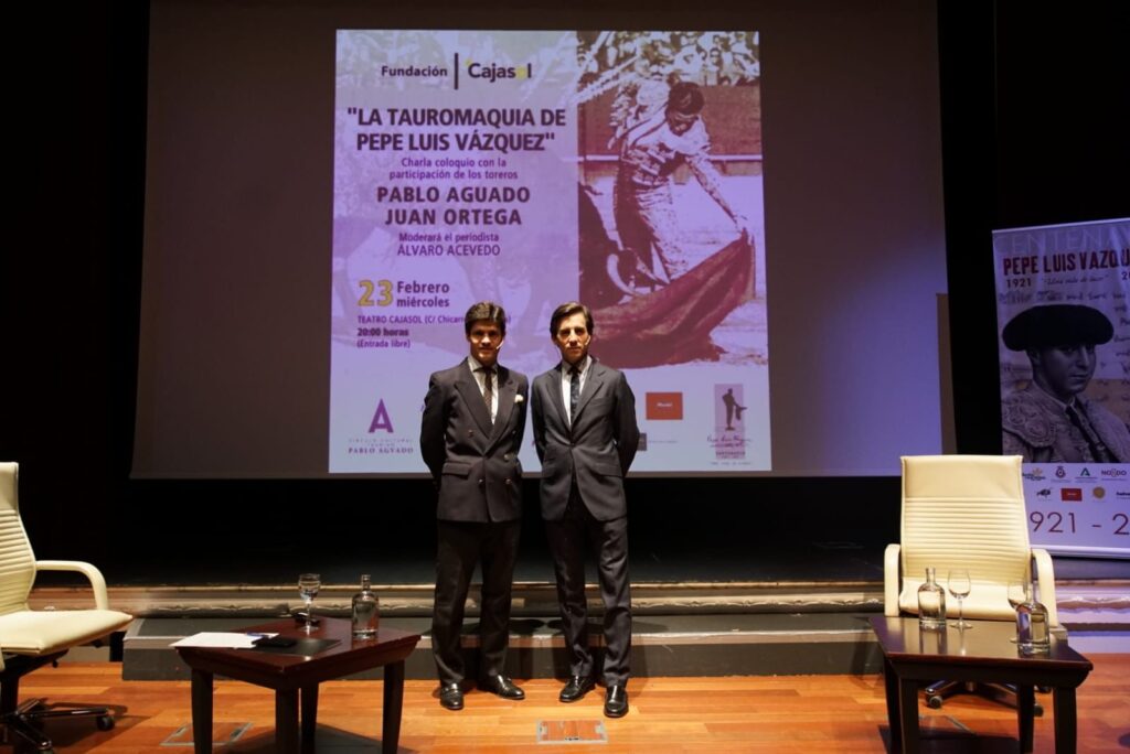 Juan Ortega y Pablo Aguado debaten sobre "La Tauromaquia de Pepe Luis Vázquez" en Sevilla