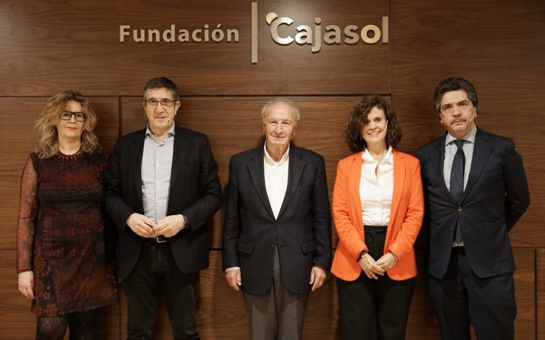 Diálogo sobre el modelo territorial de España con Patxi Lopez, Mario Garcés y Esperanza Gómez.