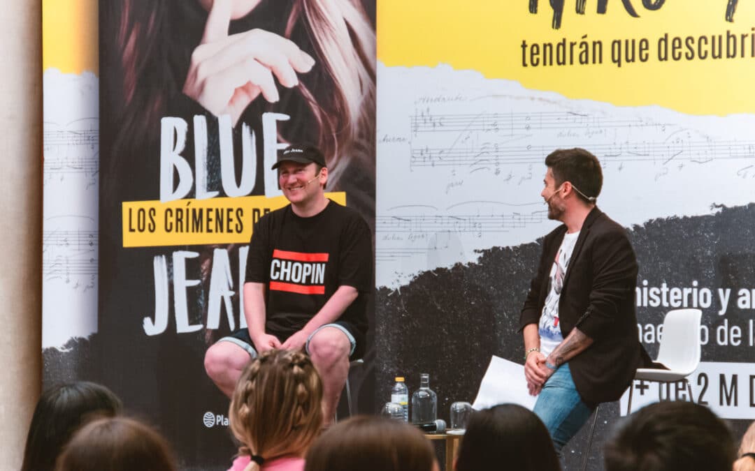 Blue Jeans presenta su novela «Los Crímenes de Chopin» en Fundación Cajasol