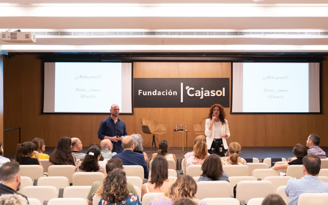 Conferencia sobre cómo «Educar en post-pandemia», en Fundación Cajasol