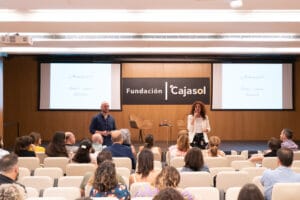 La Fundación Cajasol acoge la conferencia «Educar en post-pandemia», a cargo de los pedagogos Antonio Reina Chamorro y Cosette Franco Muñoz