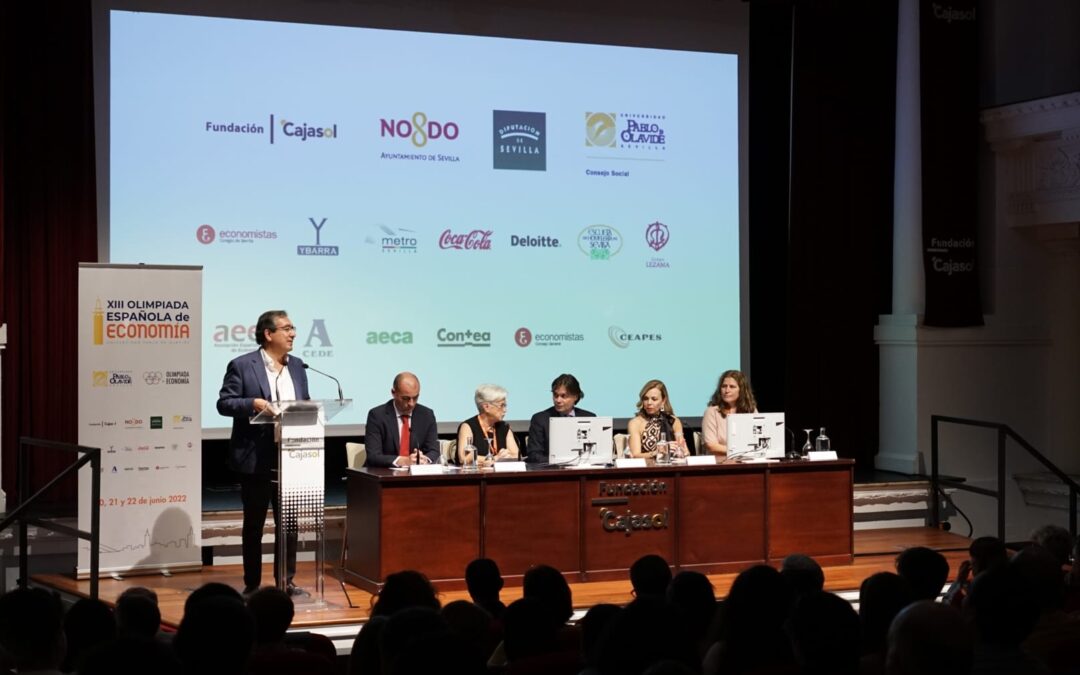 Antonio Pulido asiste a la inauguración de la XIII Olimpiada Española de Economía 2022 con la UPO