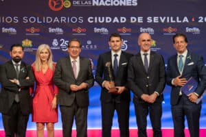 Antonio Pulido ha asistido a los XIX Premios Solidarios del Festival de las Naciones