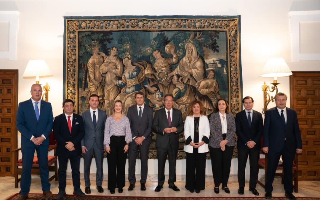 Antonio Pulido y los presidentes de las diputaciones andaluzas en la Fundación Cajasol