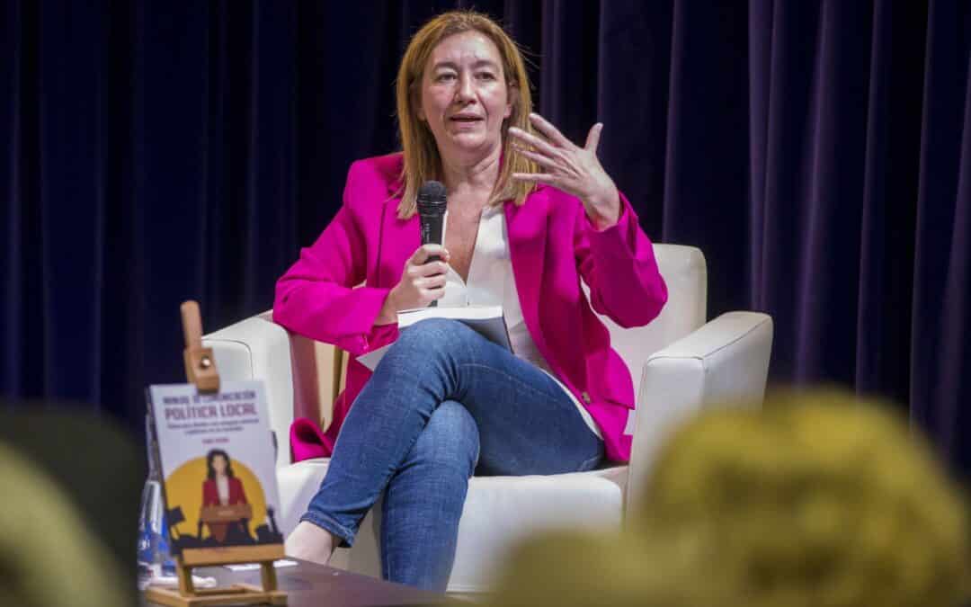 Charo Toscano presenta "Manual de comunicación política local"