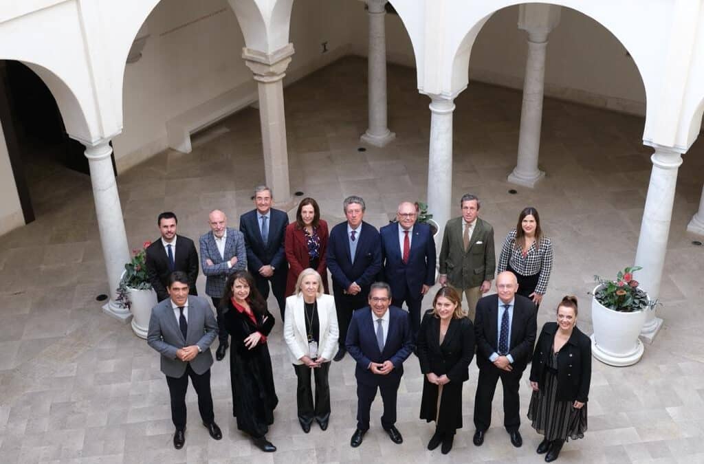 Antonio Pulido Gutiérrez preside la reunión de la Junta Directiva de la AFA en Málaga