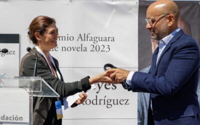 Gustavo Rodríguez recoge el Premio Alfaguara 2023 en la Fundación Cajasol