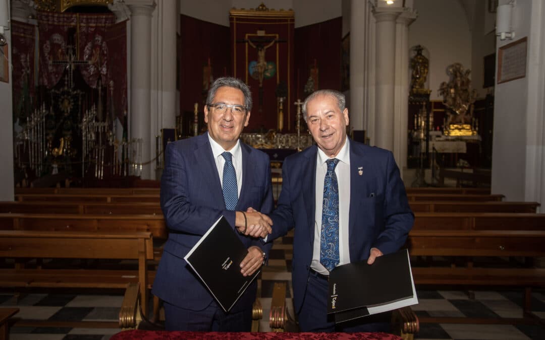 La Fundación Cajasol en Huelva renueva su compromiso de colaboración con la Semana Santa