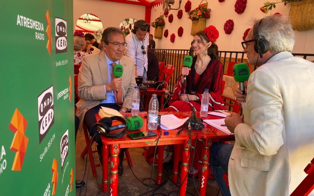 Andalucía en la Onda, desde la Caseta de la Fundación Cajasol, con Pilar Llop y Antonio Pulido