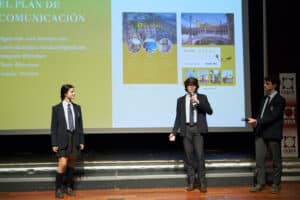 El Teatro Cajasol Sevilla ha acogido la clausura de la VI edición de 'I'm Growlaber', organizada por Cesur con la colaboración de la Fundación Cajasol.