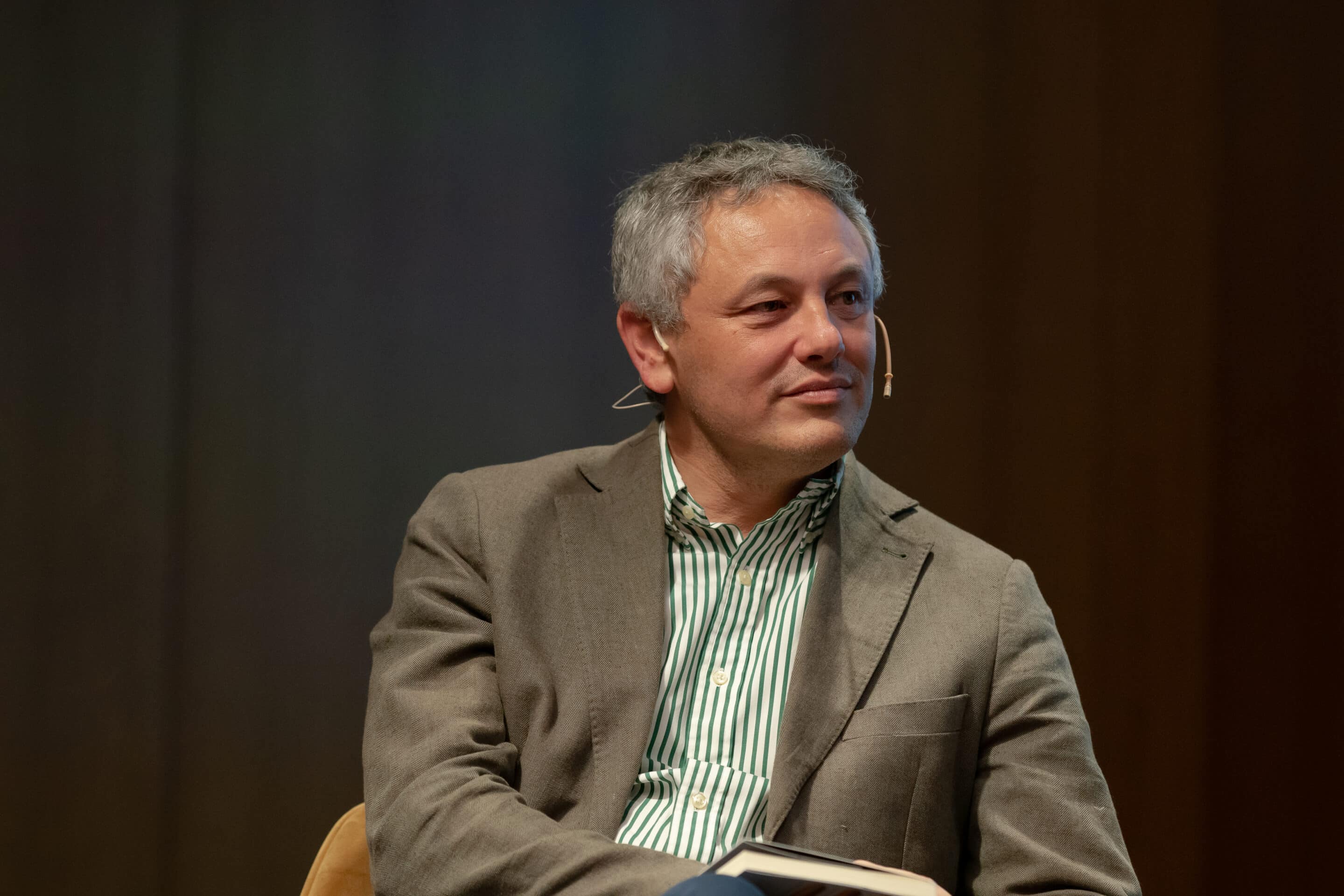 Agustín Pery presenta 'Txalaparta' en el Aula de Cultura ABC