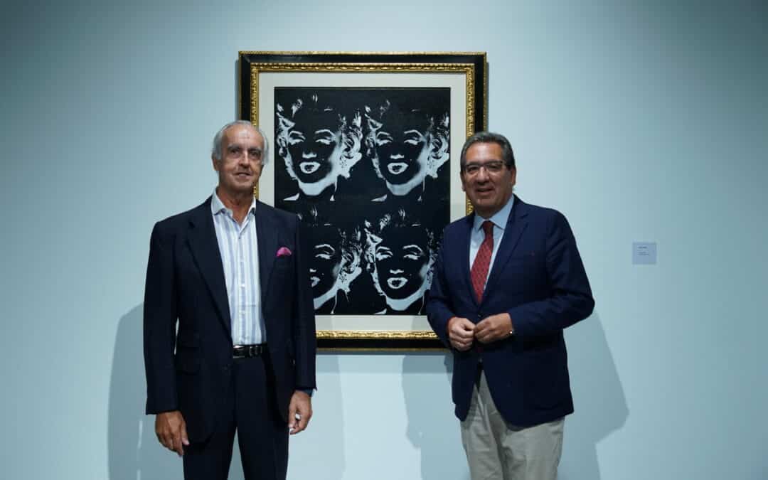 Antonio Pulido inaugura la exposición "Obras contemporáneas en colecciones privadas" en la Fundación Cajasol en Sevilla