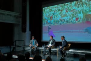 Manuel Escribano y Victorino Martín, acompañados de José Enrique Moreno, protagonizan una nueva edición de los Mano a Mano de la Fundación Cajasol.