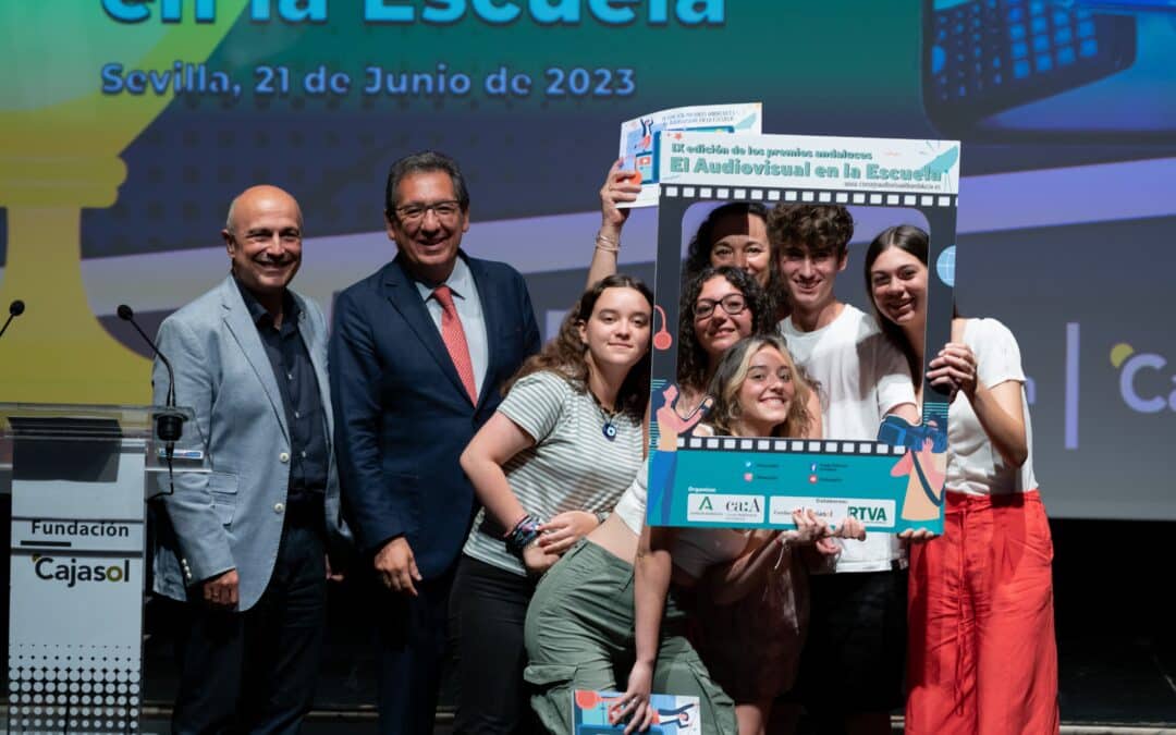 La Fundación Cajasol y el Consejo Audiovisual de Andalucía entregan los IX Premios “El Audiovisual en la Escuela”