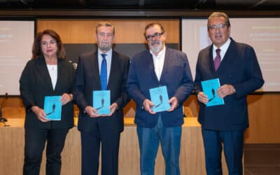 Manuel Gracia presenta su libro «Mi sombra ante mí» en la Fundación Cajasol
