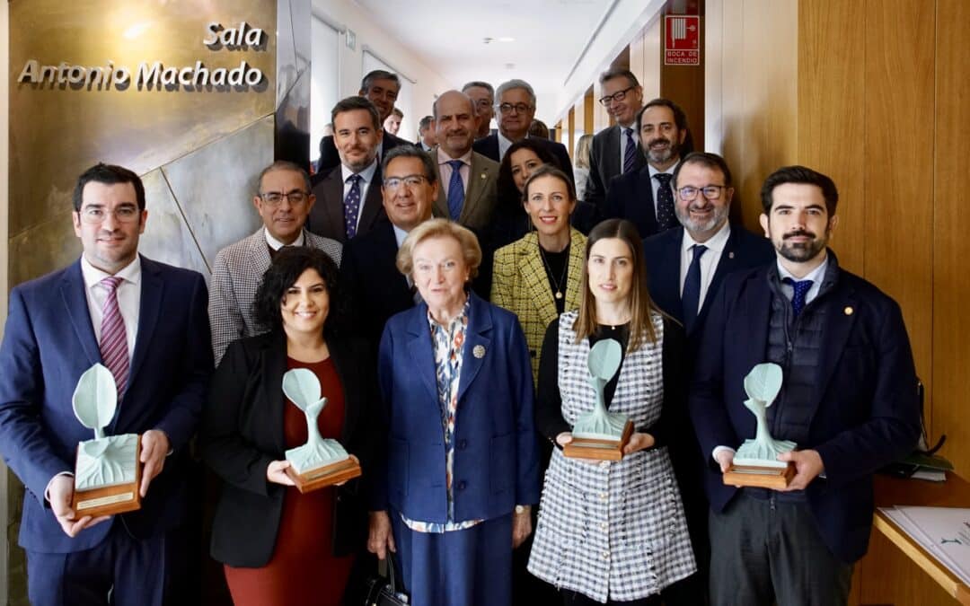 Antonio Pulido asiste a los XI Premios Manuel Losada Villasante