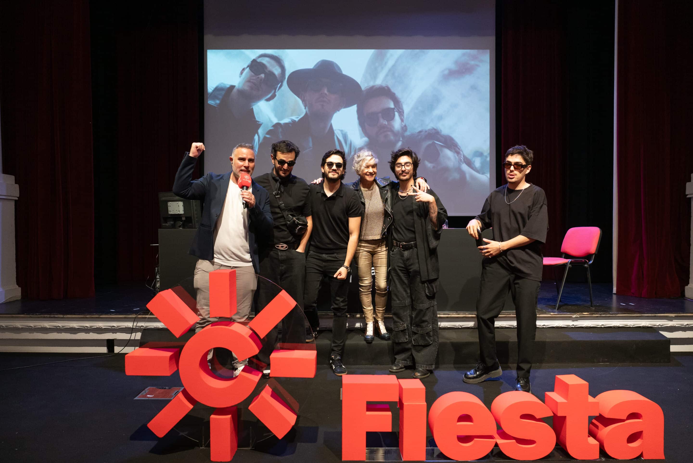 ‘Anda Levanta’de Canal Fiesta Radio, especial Grammy Latinos