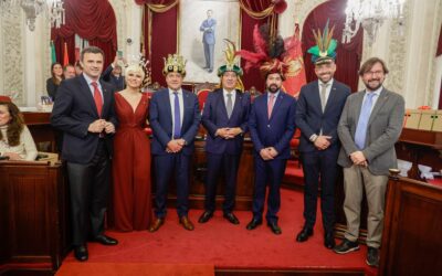 Los Reyes Magos 2024 de Cádiz ya tienen sus coronas