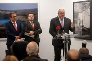 Antonio Pulido asiste a la presentación del catálogo de finalistas del XII Premio Bienal Internacional de Fotografía Pilar Citoler