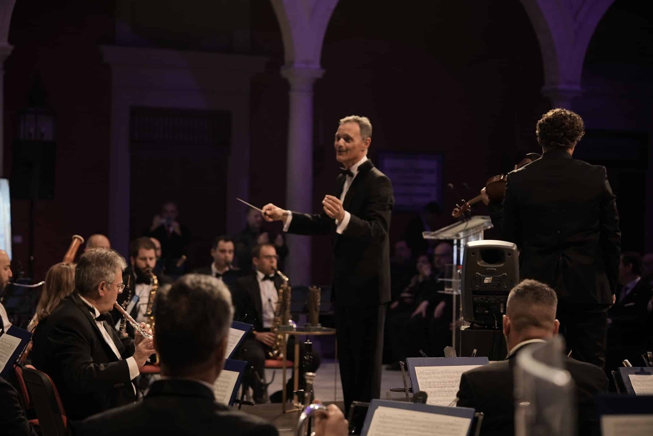 Antonio Pulido entrega los Premios Gota a Gota de Pasión de la Fundación Cajasol en Sevilla