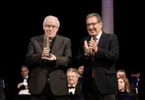 Antonio Pulido entrega los Premios Gota a Gota de Pasión de la Fundación Cajasol en Sevilla