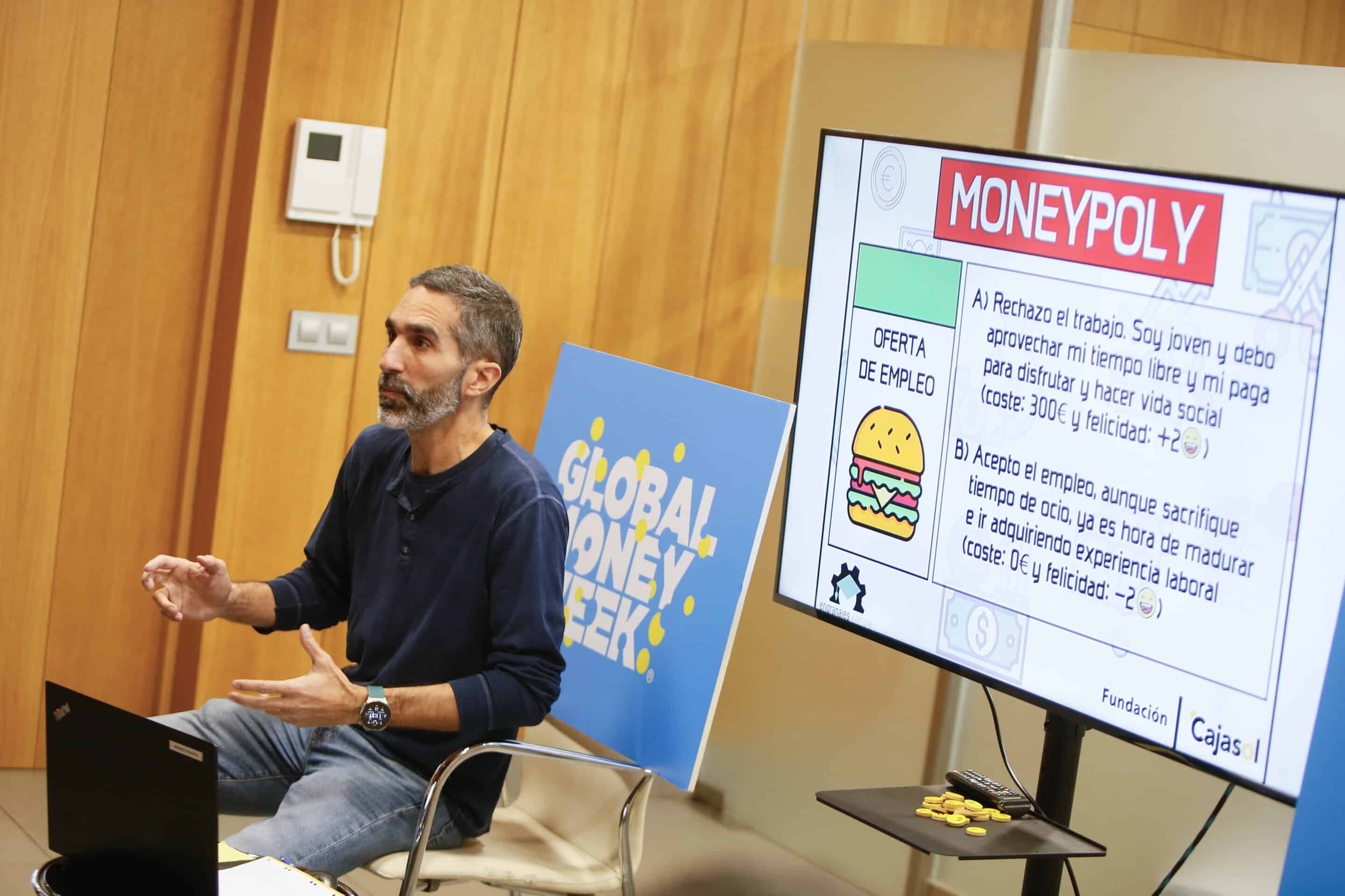 MoneyPoly, éxito del nuevo taller de Educación Financiera