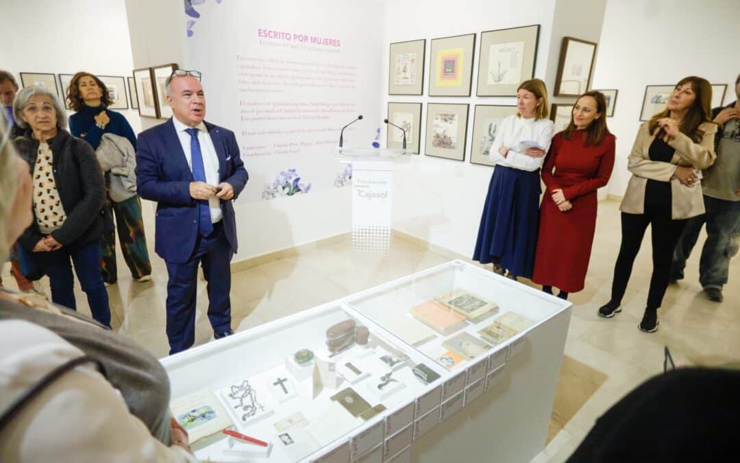 La Fundación Cajasol inaugura en Cádiz la exposición “Escrito por mujeres. Escritoras del Siglo XX en español”