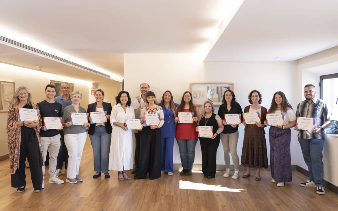 Voluntarios de Sevilla reciben reconocimiento por su contribución al programa LEER+
