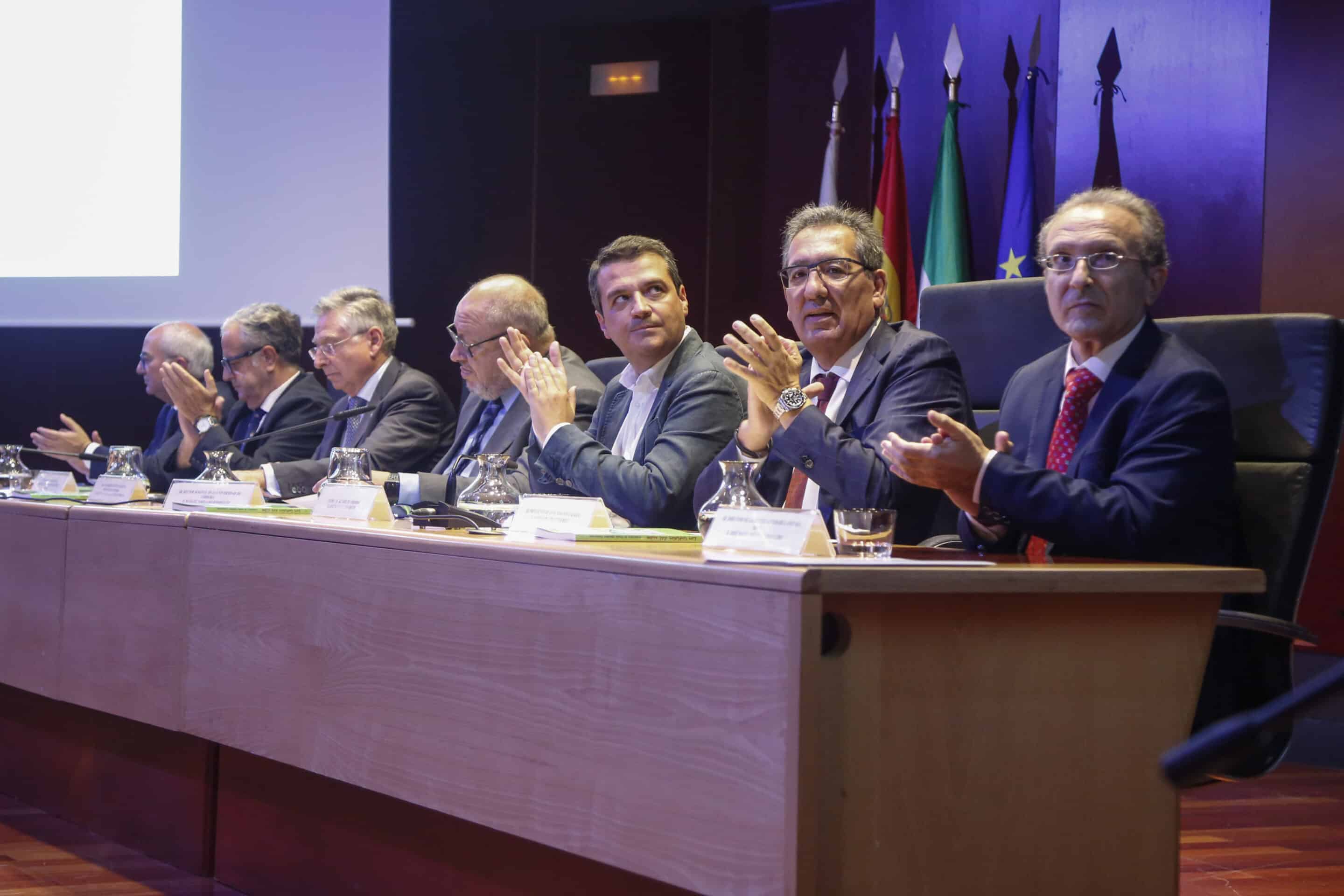 Antonio Pulido en la Presentación del libro Los latidos del alba, de Francisco de Paula Sánchez Zamorano